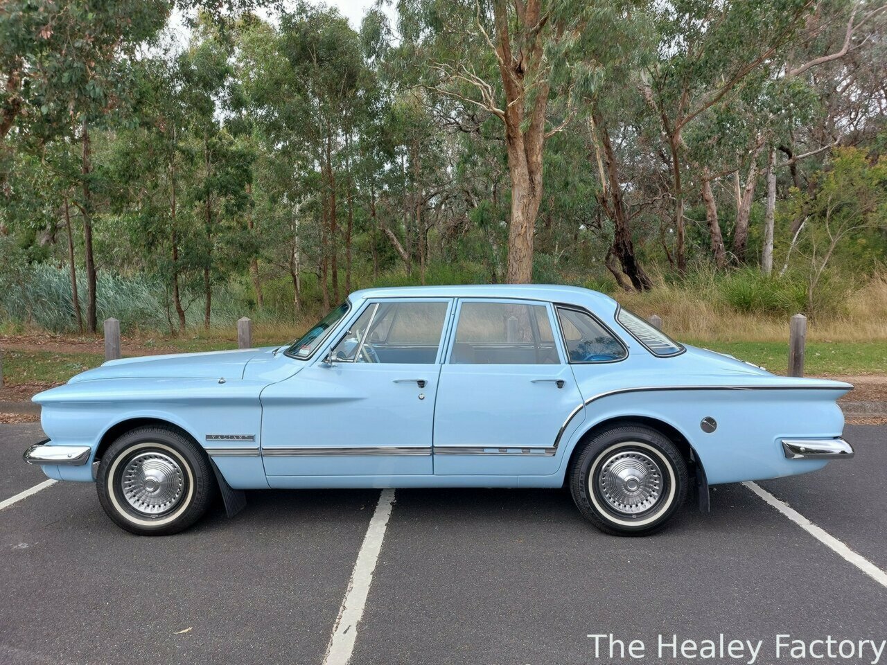 1962 CHRYSLER VALIANT S 3 SP AUTOMATIC 4D SEDAN