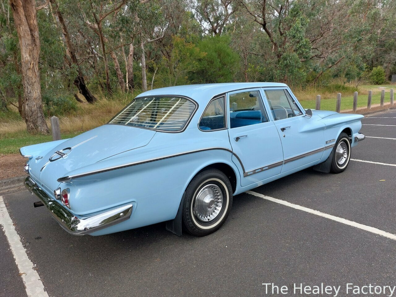 1962 CHRYSLER VALIANT S 3 SP AUTOMATIC 4D SEDAN