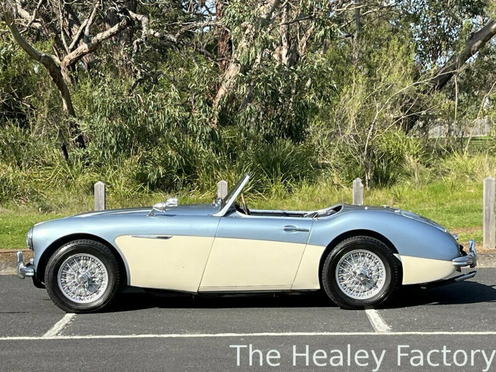 1958 AUSTIN HEALEY 100 BN6 4 SP MANUAL 2D ROADSTER