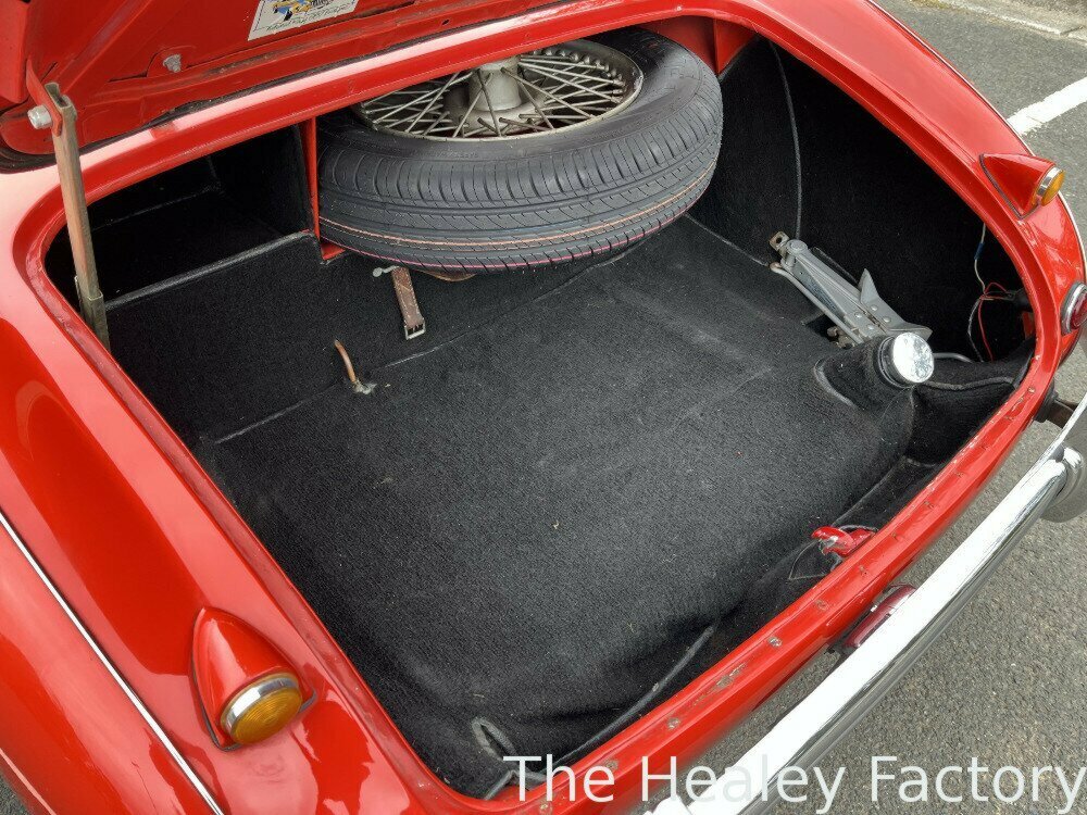 1956 AUSTIN HEALEY 100 BN2 CONVERTIBLE
