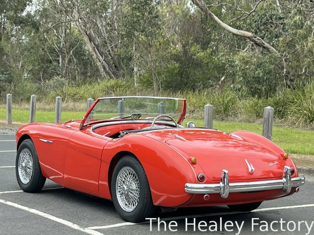 1956 AUSTIN HEALEY 100 BN2 CONVERTIBLE