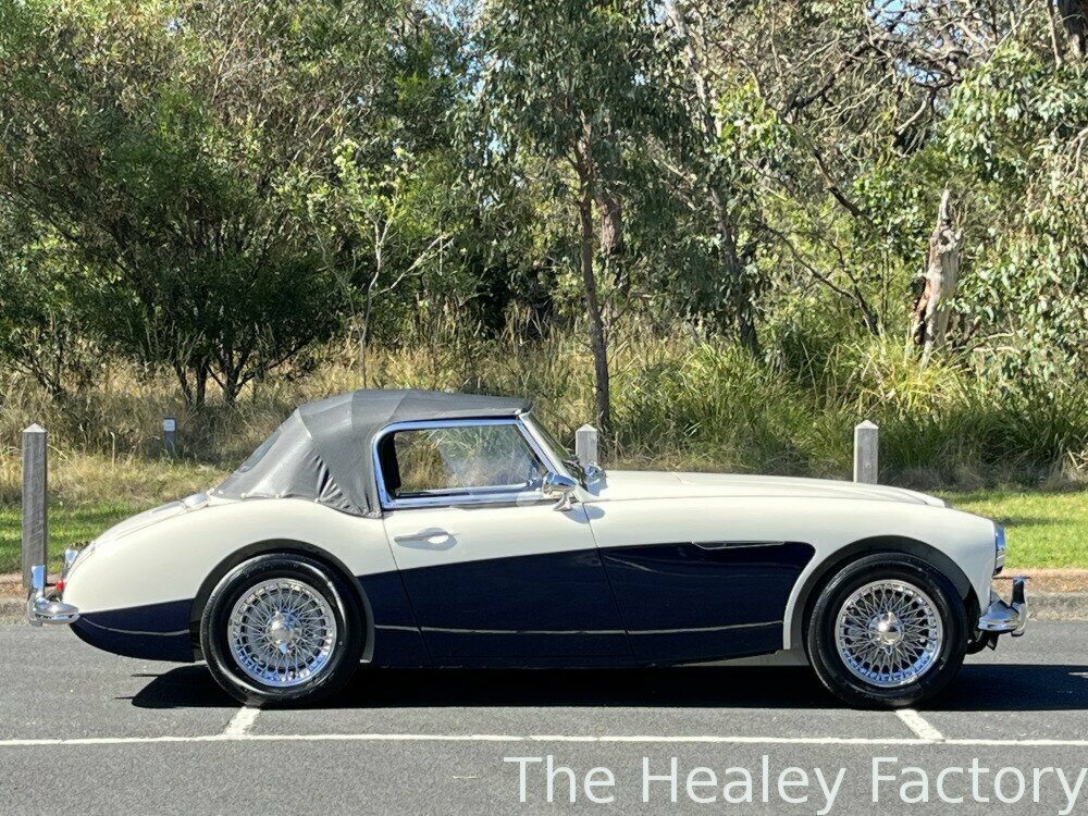 1962 AUSTIN HEALEY 3000 MKII 4 SP MANUAL + O/DRIVE 2D ROADSTER