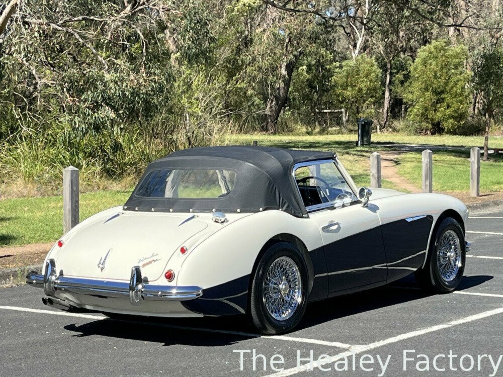 1962 AUSTIN HEALEY 3000 MKII 4 SP MANUAL + O/DRIVE 2D ROADSTER