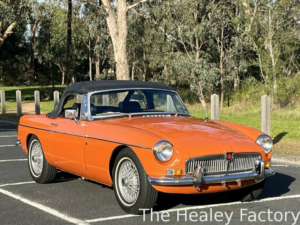 1972 M.G. B MK 2 4 SP MANUAL + O/DRIVE 2D ROADSTER