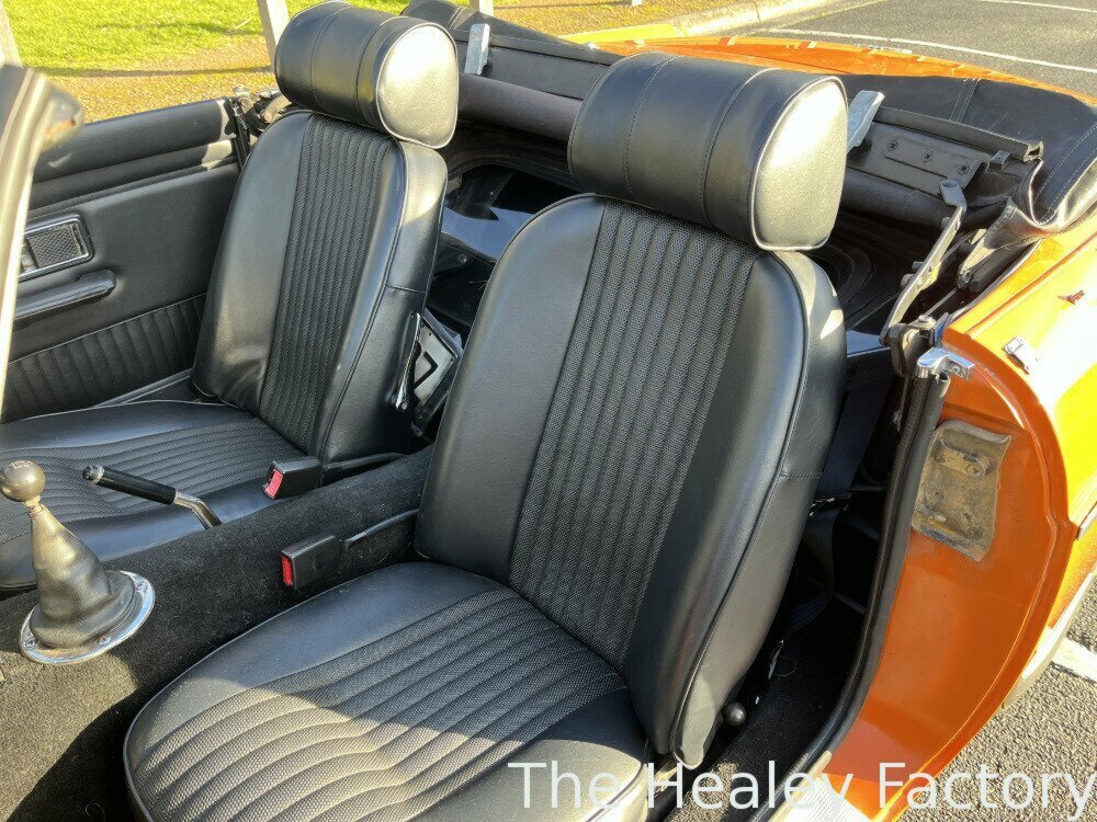 1972 M.G. B MK 2 4 SP MANUAL + O/DRIVE 2D ROADSTER