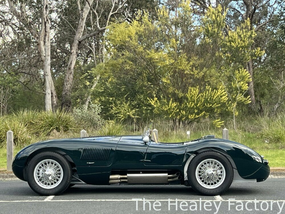 1952 JAGUAR XK120 CONVERTIBLE