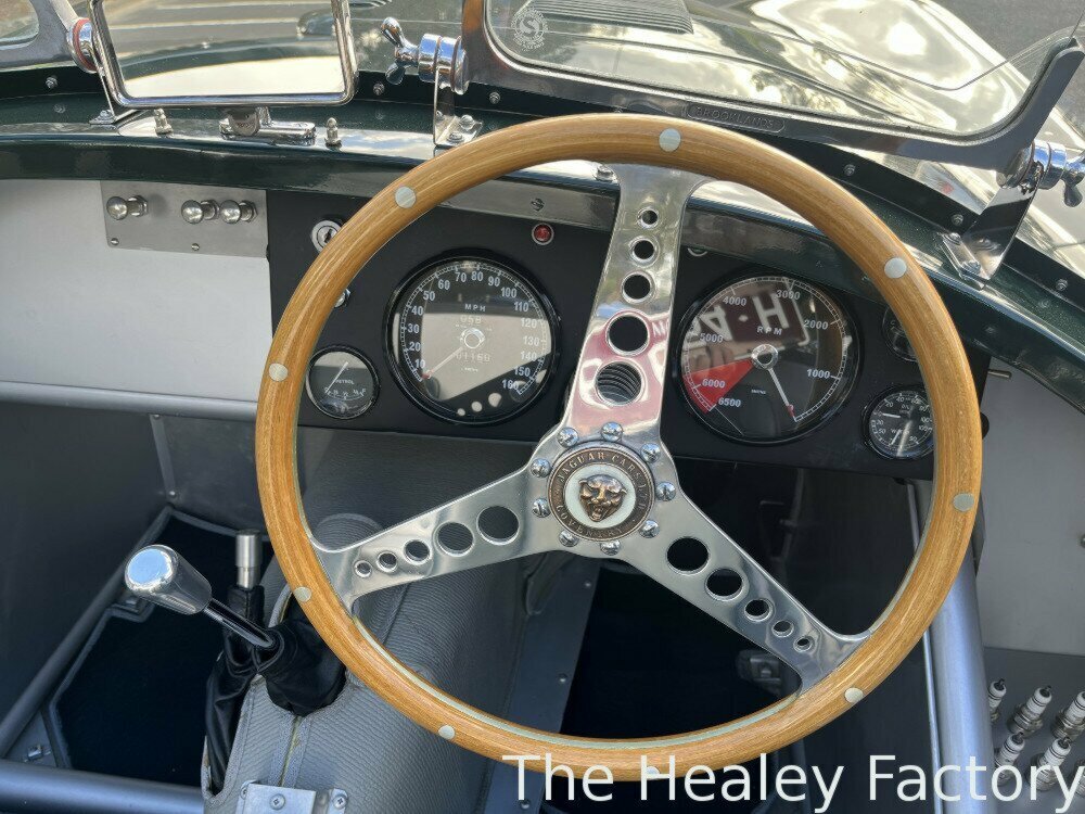 1952 JAGUAR XK120 CONVERTIBLE