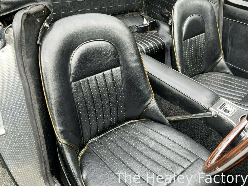 1966 AUSTIN HEALEY 3000 MK III BJ8 4 SP MANUAL + O/DRIVE 2D ROADSTER