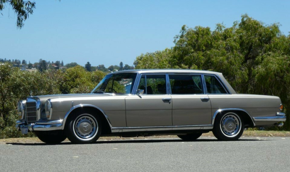 1971 MERCEDES-BENZ 600 W100 4 SP AUTOMATIC 4D SEDAN