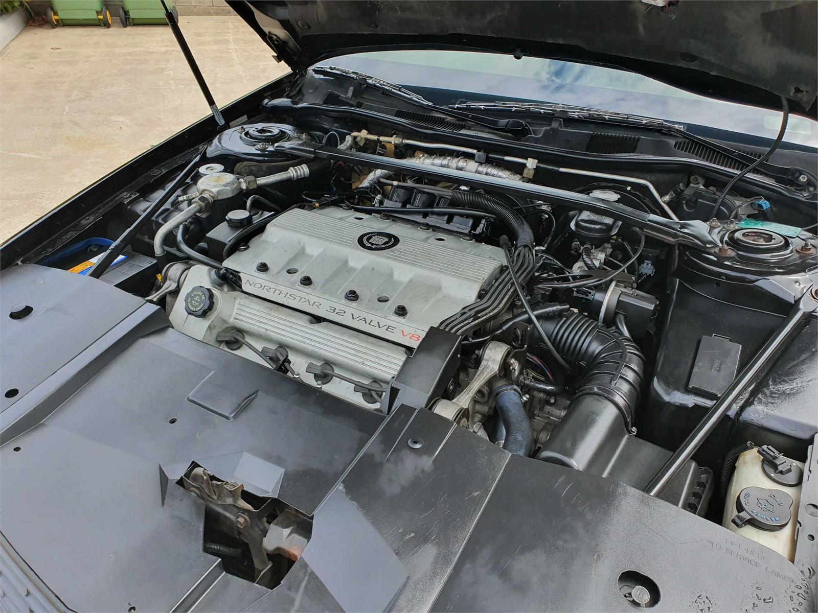 1993 CADILLAC STS 32V8 NORTHSTAR AUTOMATIC SEDAN