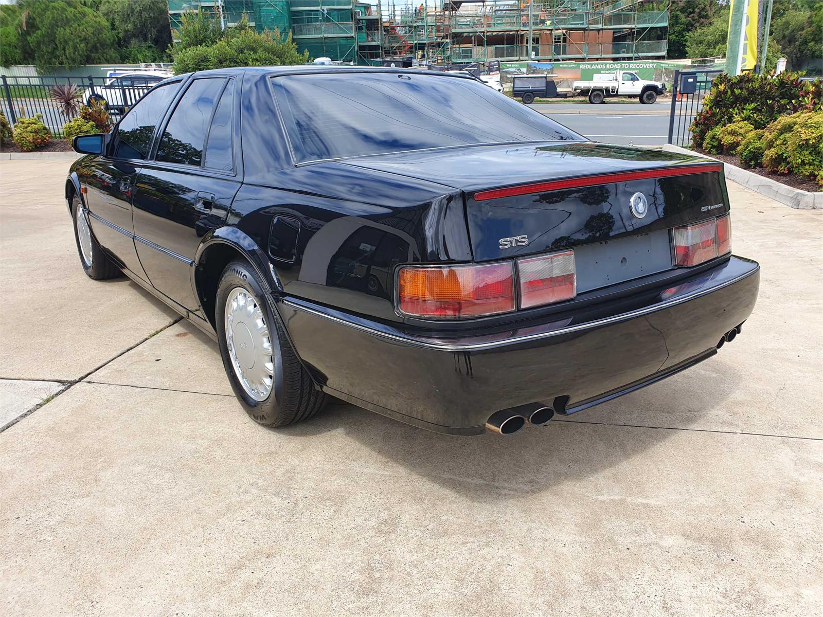 1993 CADILLAC STS 32V8 NORTHSTAR AUTOMATIC SEDAN