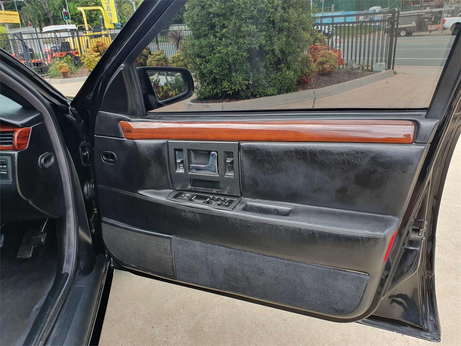 1993 CADILLAC STS 32V8 NORTHSTAR AUTOMATIC SEDAN