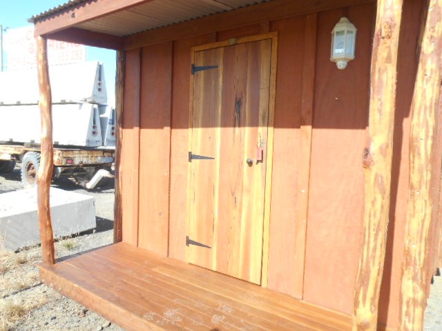 2014 Timber Transitions Drovers Inn site accommodation