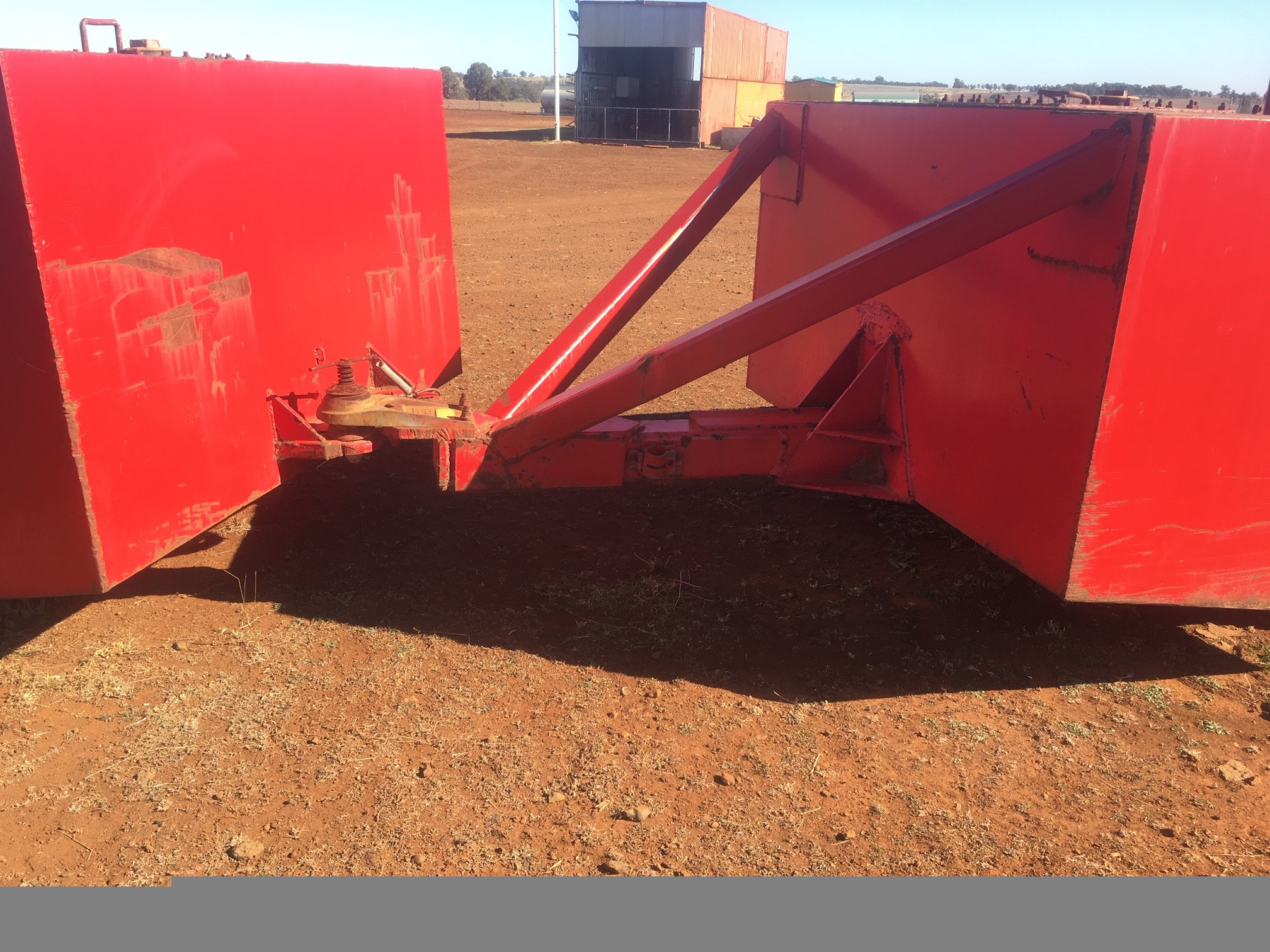 UNKNOWN COMPACTING STATIC ROLLER