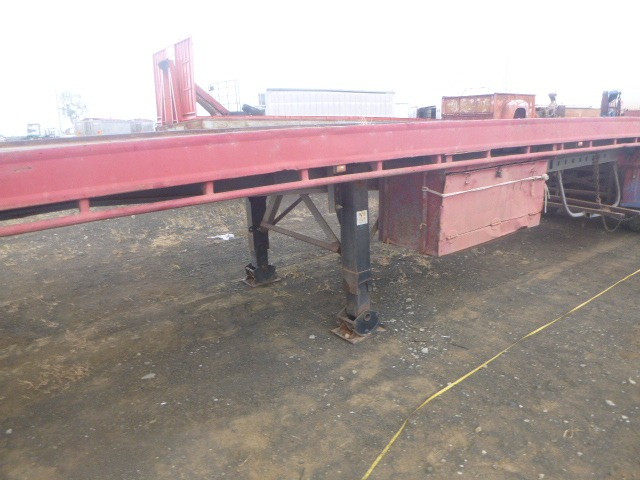 1983 FRUEHAUF FLAT TOP TRAILER