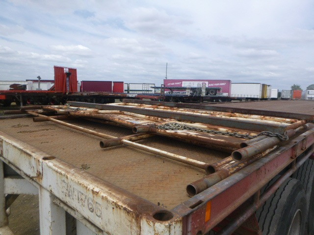 1995 FREIGHTER SEMI FLAT TOP TRAILER