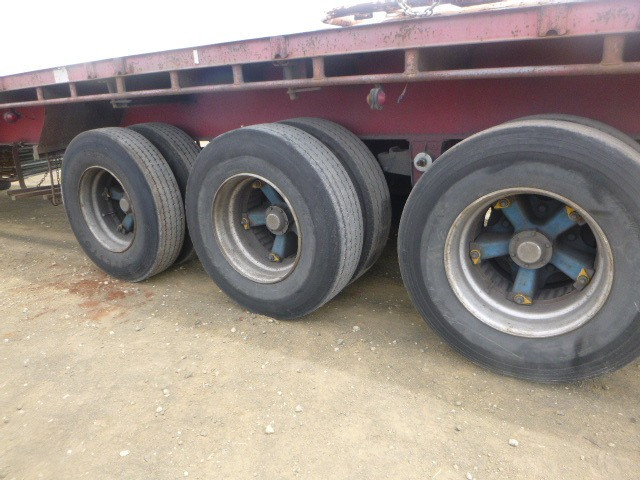 1995 FREIGHTER SEMI FLAT TOP TRAILER