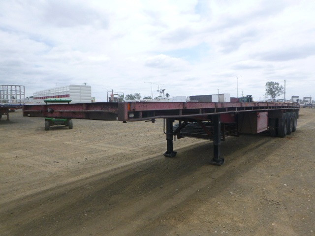 1995 FREIGHTER SEMI FLAT TOP TRAILER
