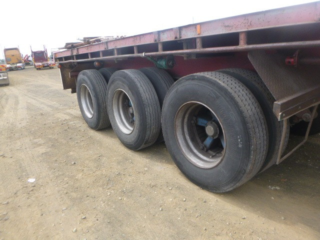 1995 FREIGHTER SEMI FLAT TOP TRAILER
