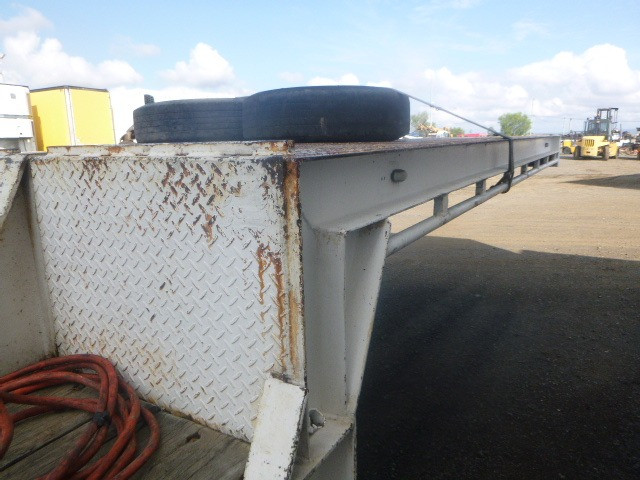 CUSTOM LOW LOADER/PLATFORM TRAILER SEMI LOW LOADER TRAILER