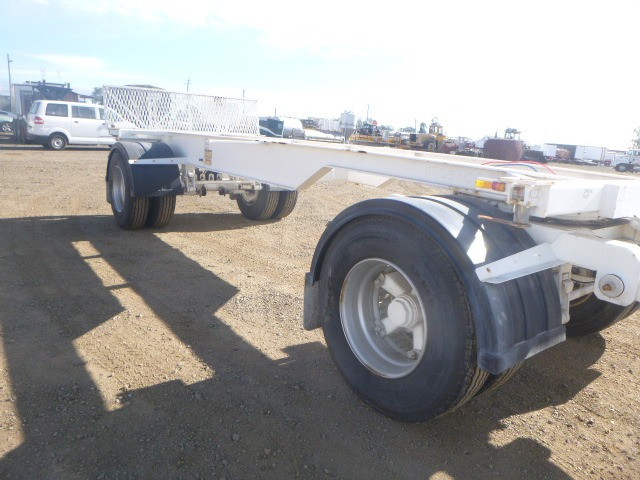 UNKNOWN SKEL DOG TRAILER