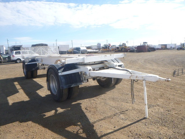 UNKNOWN SKEL DOG TRAILER