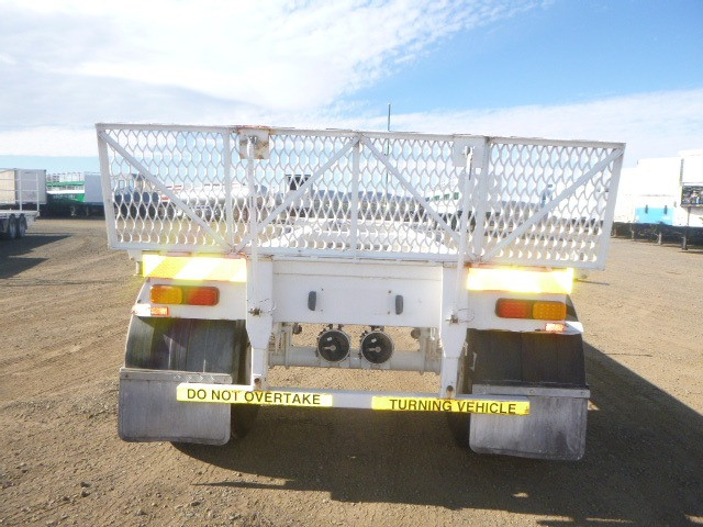 UNKNOWN SKEL DOG TRAILER
