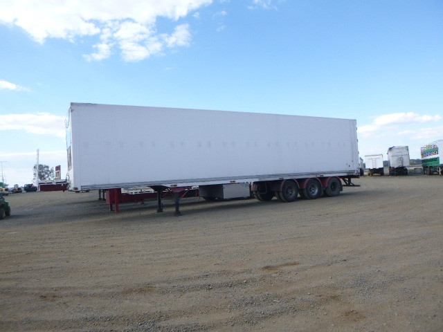 UNKNOWN LIQUID/GAS STORAGE FUEL TANK