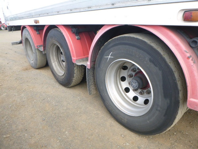 UNKNOWN LIQUID/GAS STORAGE FUEL TANK