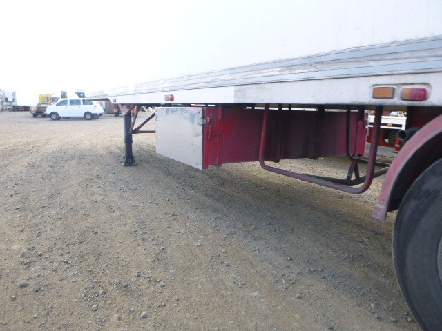 UNKNOWN LIQUID/GAS STORAGE FUEL TANK