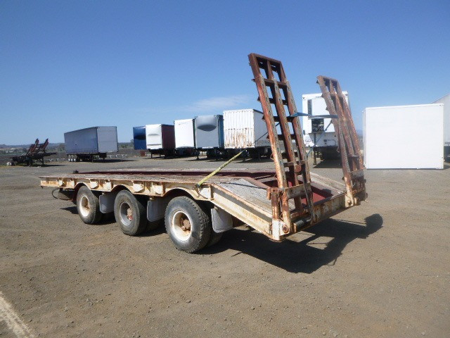 1983 CRH TAG/PLANT (WITH RAMPS) TRAILER