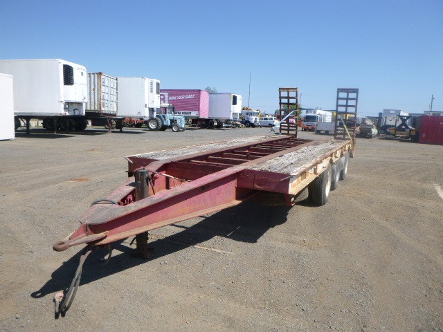 1983 CRH TAG/PLANT (WITH RAMPS) TRAILER