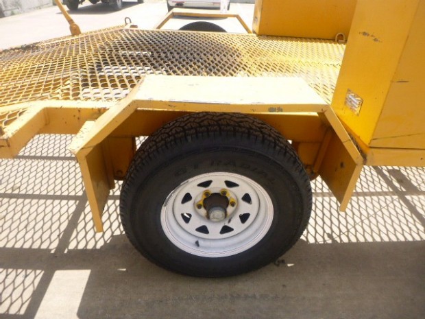 1993 CUSTOM TAG/PLANT (WITH RAMPS) BCC MACHINERY PIG TRAILER