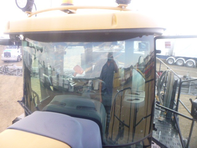 2014 ROGATOR RG900 SPRAYER BOOM SPRAY