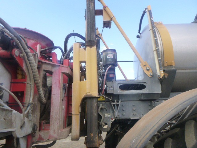 2014 ROGATOR RG900 SPRAYER BOOM SPRAY