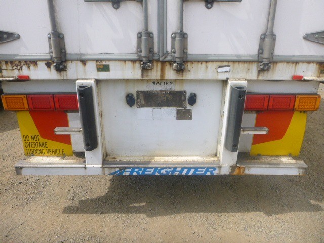 1998 FREIGHTER CURTAINSIDER SEMI TRAILER