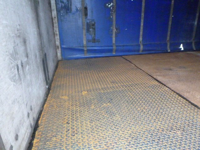 1998 FREIGHTER CURTAINSIDER SEMI TRAILER
