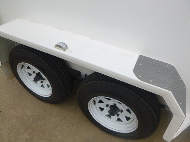 2006 OLYMPIC HORSE FLOAT TRAILER