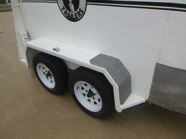 2006 OLYMPIC HORSE FLOAT TRAILER