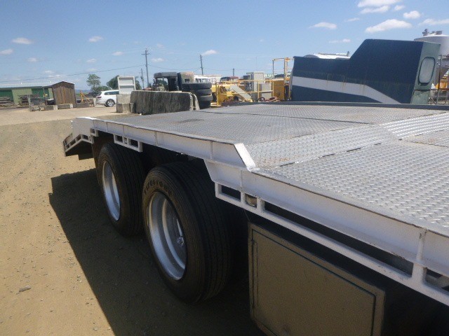 2006 VAWDREY SEMI DROP DECK TRAILER