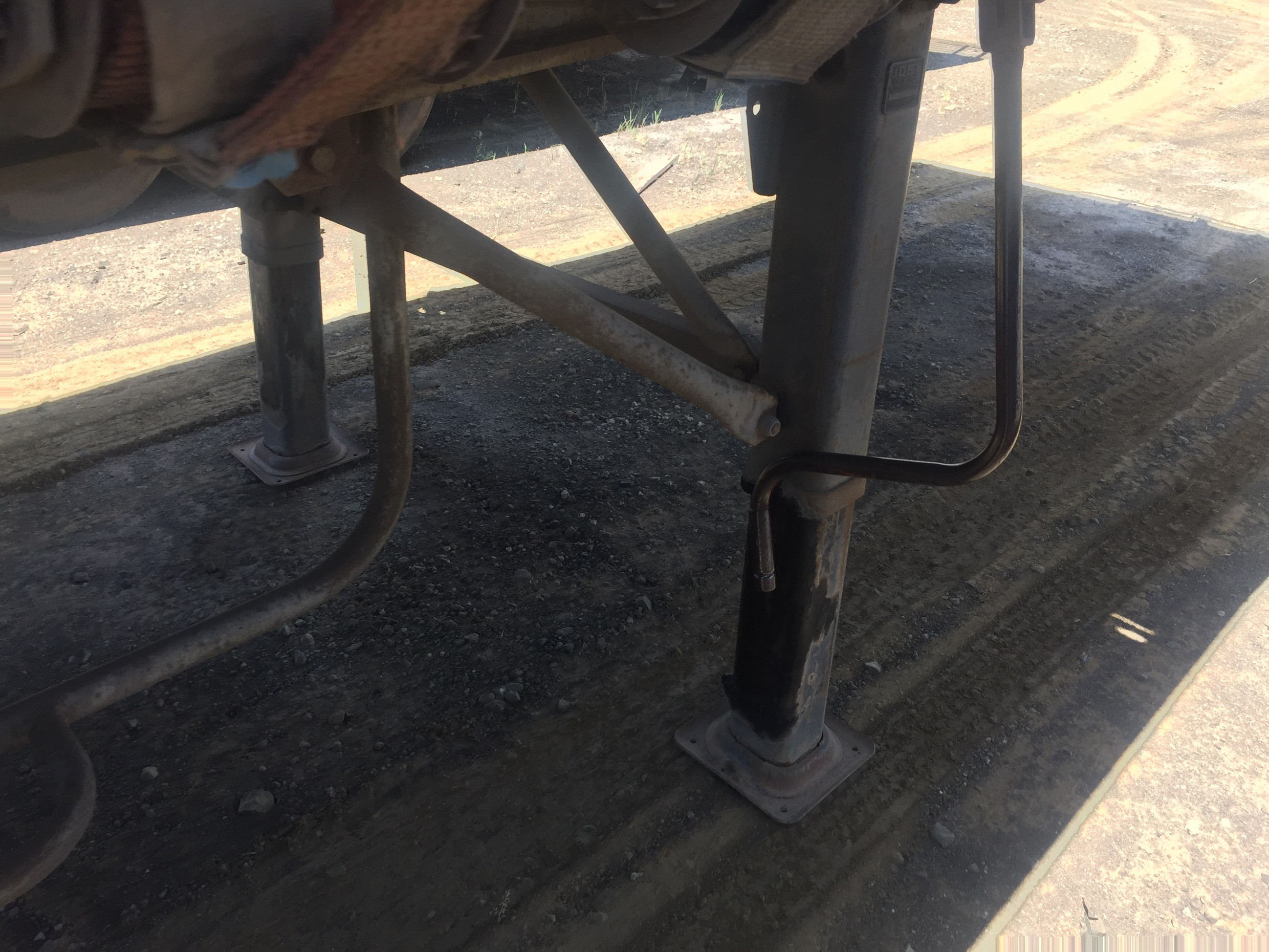 1986 KRUEGER SEMI FLAT TOP TRAILER