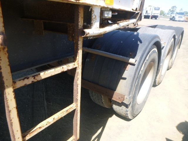 1994 FREIGHTER FLAT TOP A-TRAILER