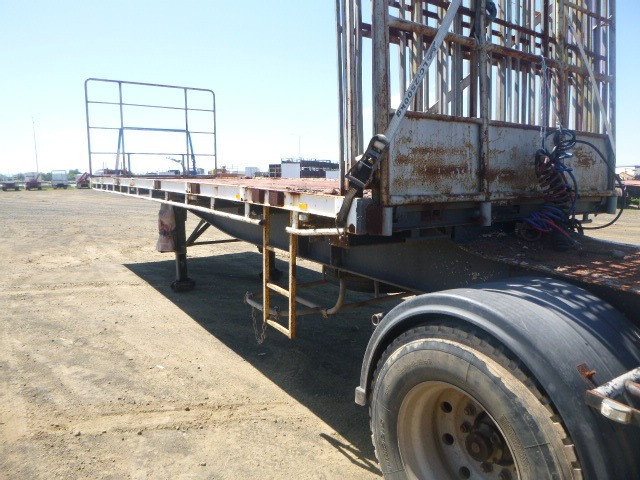1994 FREIGHTER FLAT TOP A-TRAILER