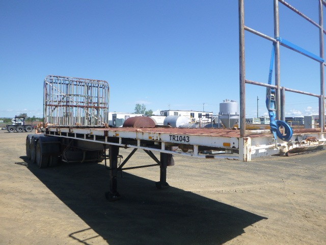 1994 FREIGHTER FLAT TOP A-TRAILER