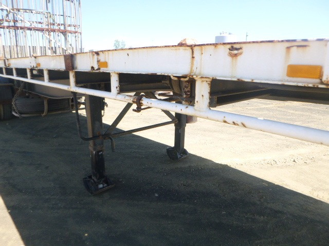 1994 FREIGHTER FLAT TOP A-TRAILER