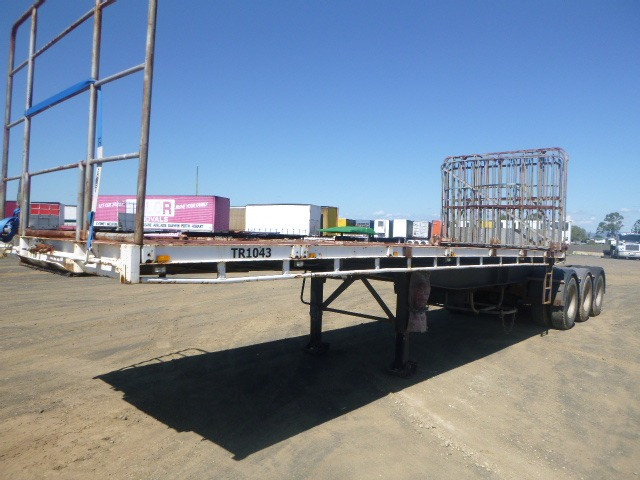 1994 FREIGHTER FLAT TOP A-TRAILER
