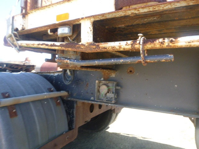 1994 FREIGHTER FLAT TOP A-TRAILER