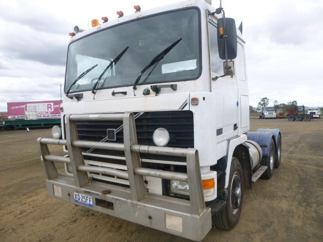 1990 VOLVO FH12 TRUCK PRIMEMOVER