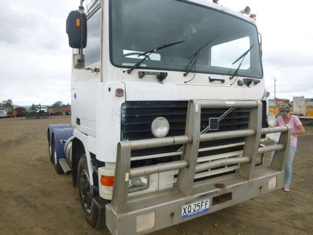 1990 VOLVO FH12 TRUCK PRIMEMOVER