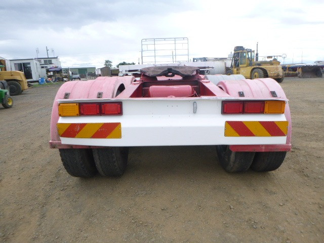 1987 FREIGHTER FLAT TOP TRAILER